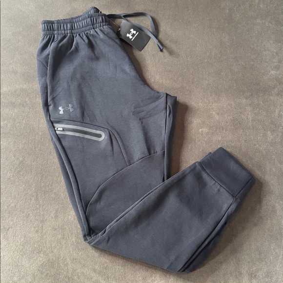 Under Armour Men’s UA Unstoppable Fleece Joggers Track Pants Size Small NWT